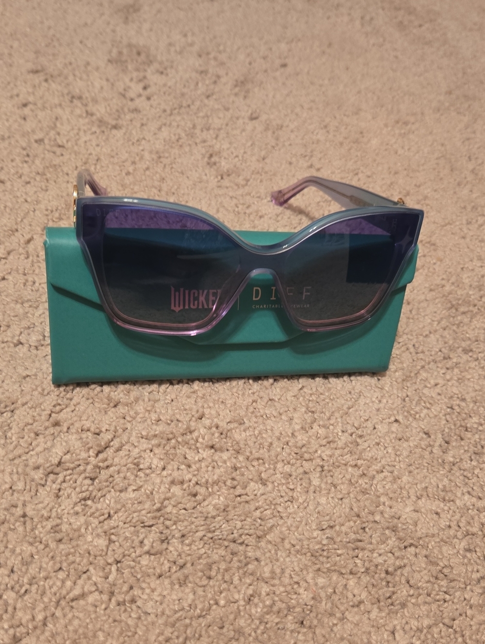 Glinda Wicked Sunglasses DIFF
